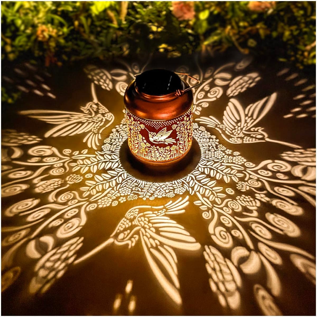 Hummingbird Solar Lanterns Outdoor Waterproof Hanging Solar Lights Hummingbird Gifts for Women Men Metal Bird Decorative LED Lanterns for Yard, Patio, Lawn, Garden Decor